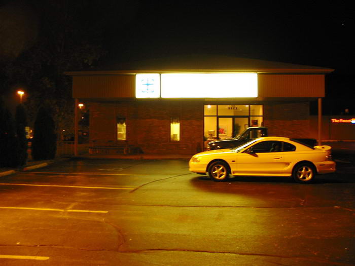 Bedford Cinema - Summer 2002 Photo (newer photo)